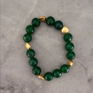 Elegant Green and Gold Beaded Bracelet